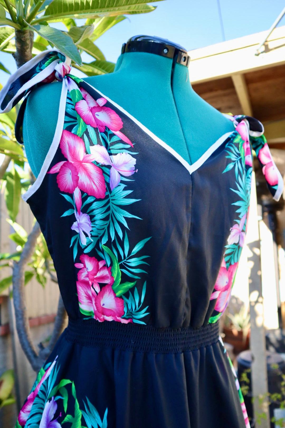Helena’s Hawaii 80's Dress
