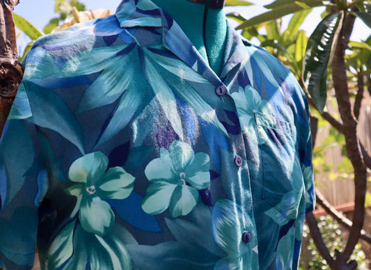 Vintage Hawaiian Button-Up