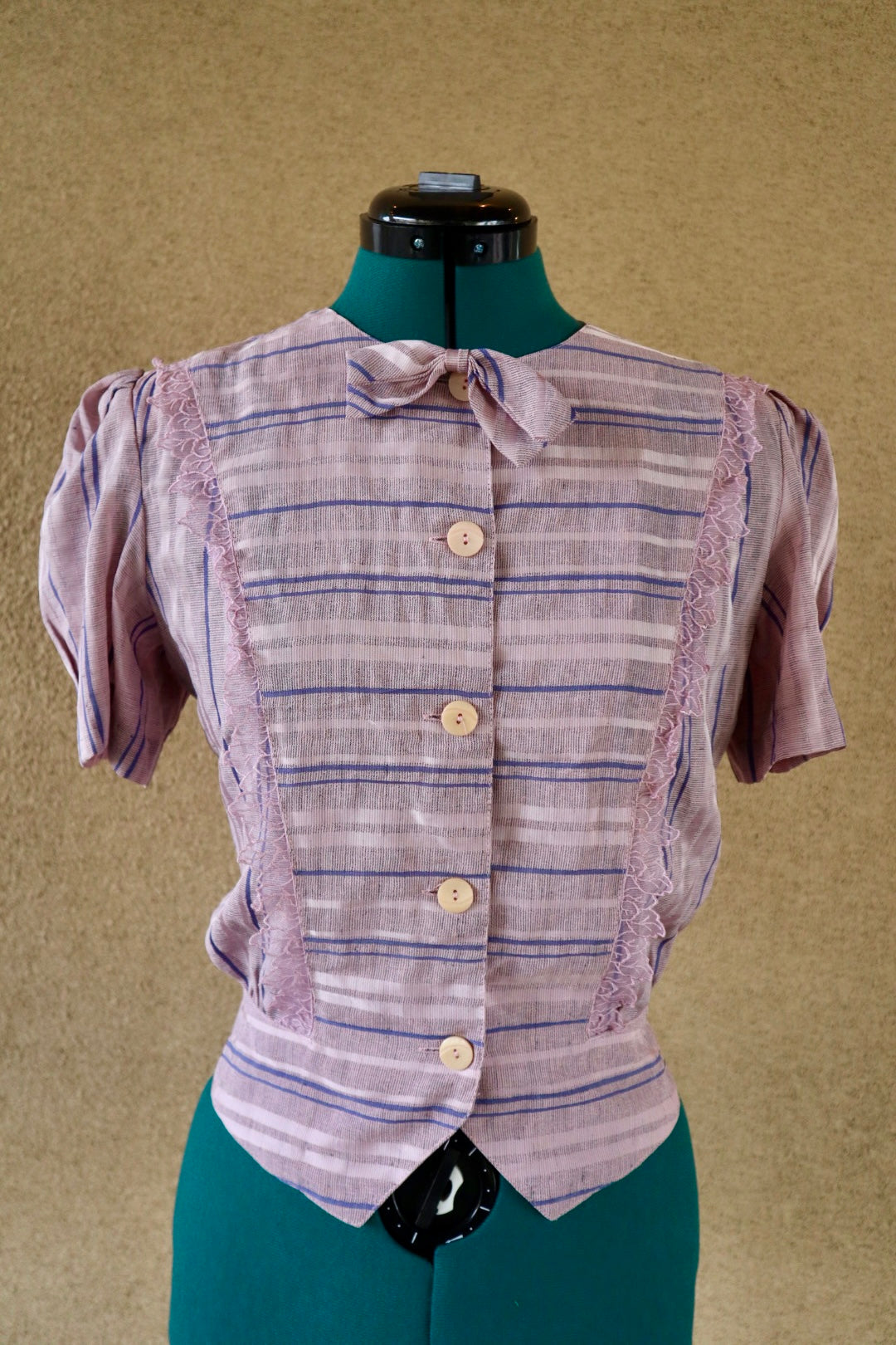 1940s Inspired Top
