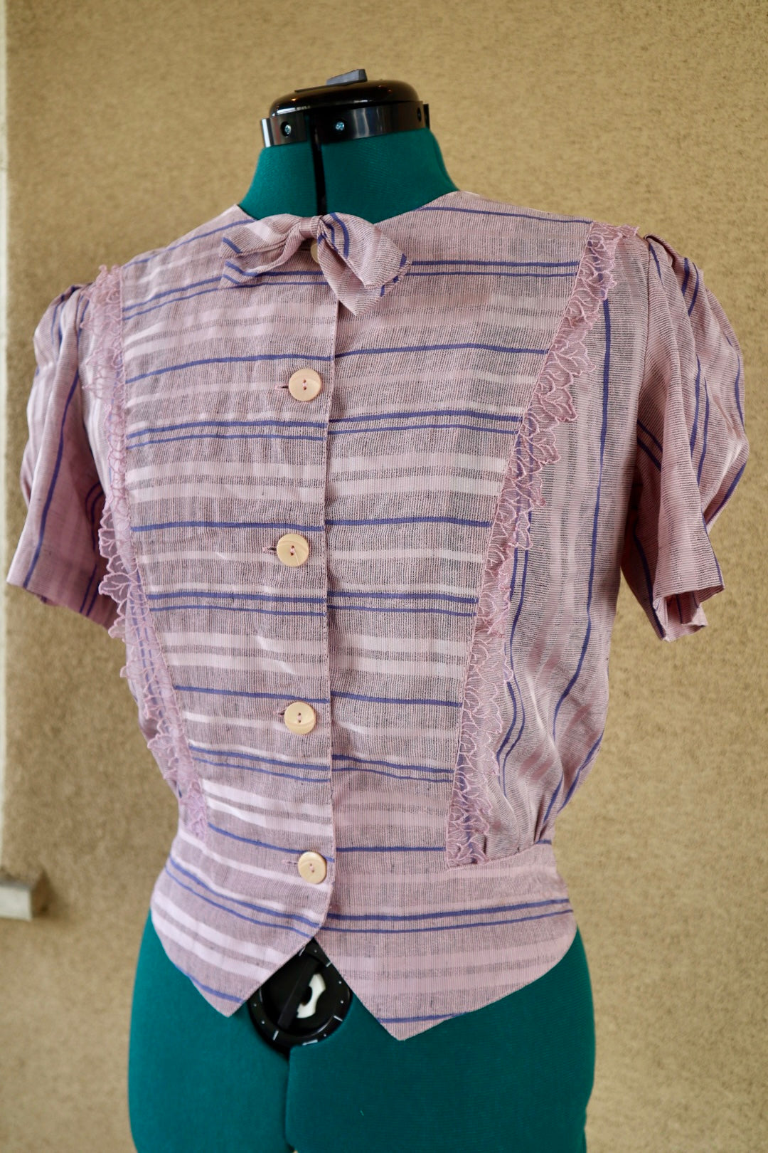 1940s Inspired Top