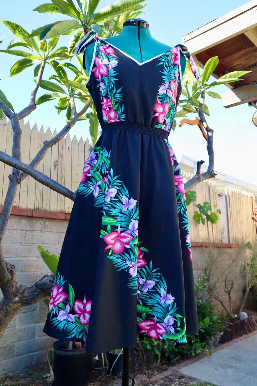 Helena’s Hawaii 80's Dress