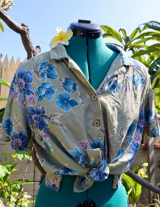 90's La Cabana Button-Up