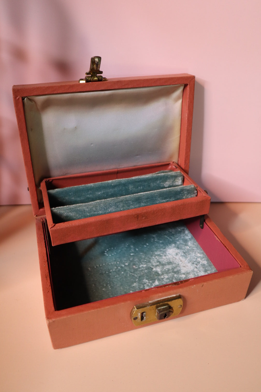 Vintage Jewelry Box
