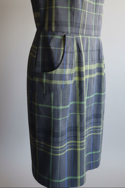 R&K Originals Plaid Dress – Size 14